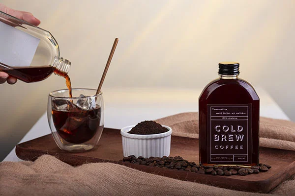 Thưởng thức cà phê Cold Brew